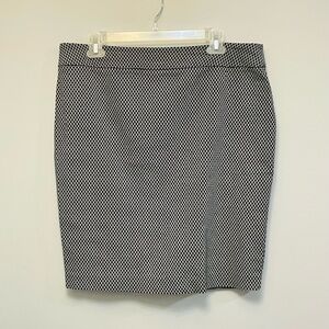 Black & White Geometric Pencil Skirt